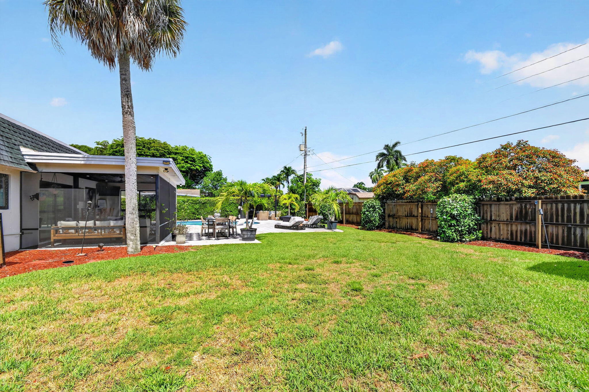 FLORIDA GARDENS 4 - Residential