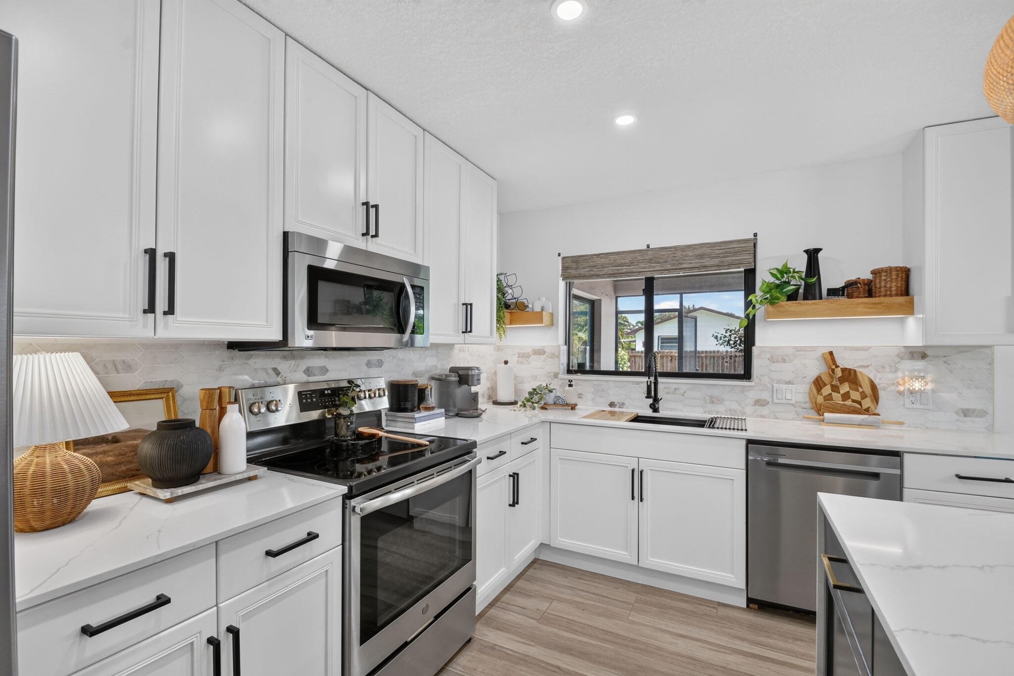 FLORIDA GARDENS 4 - Residential