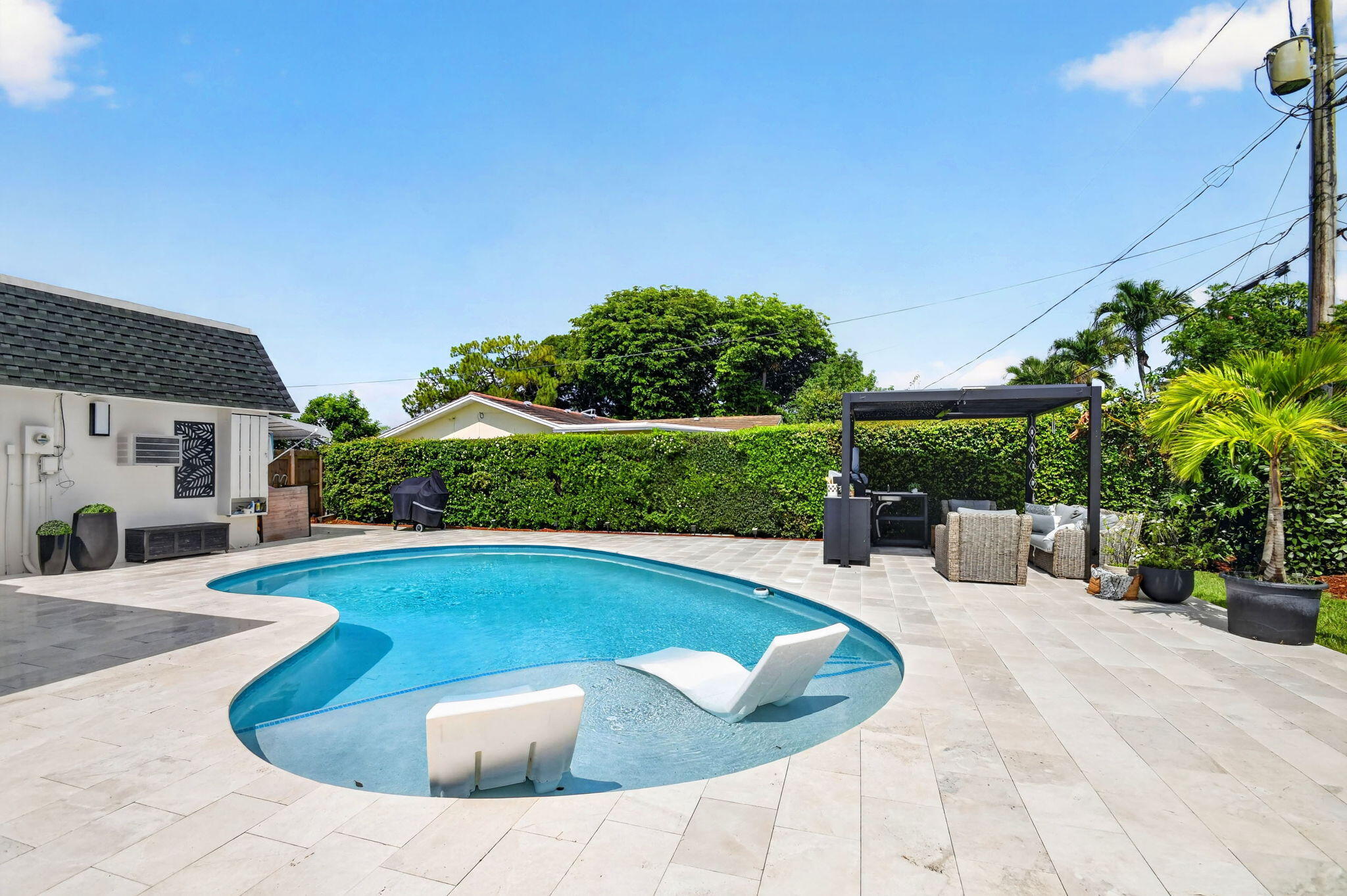 FLORIDA GARDENS 4 - Residential