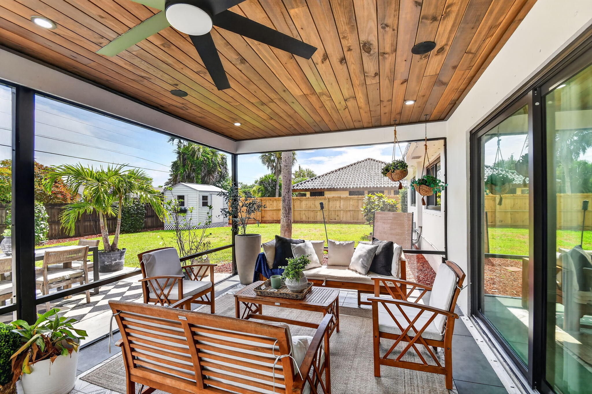 FLORIDA GARDENS 4 - Residential