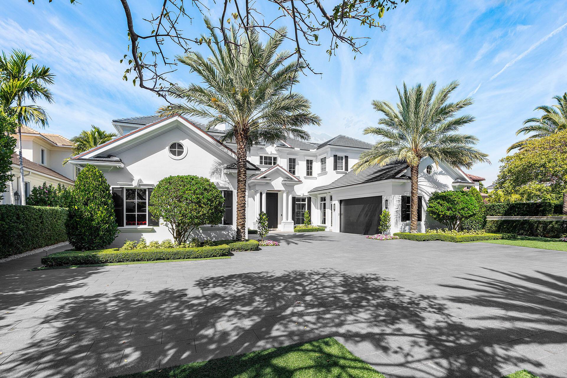 ROYAL PALM YACHT & COUNTRY CLUB - Residential