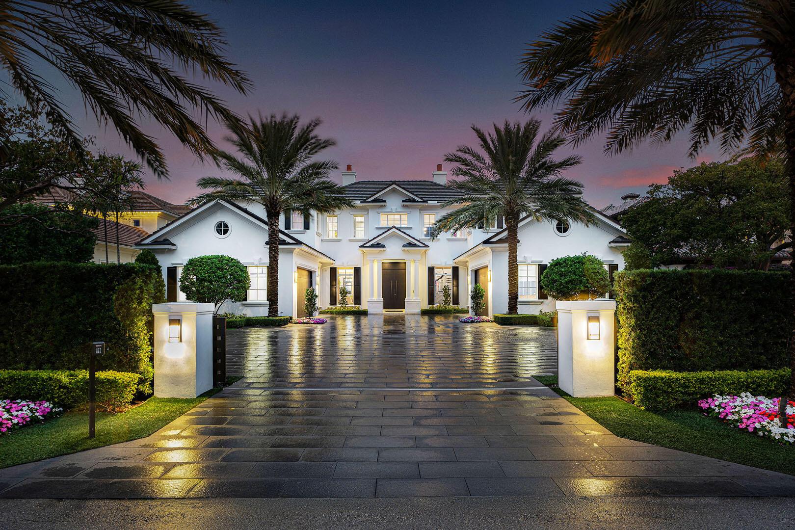 ROYAL PALM YACHT & COUNTRY CLUB - Residential