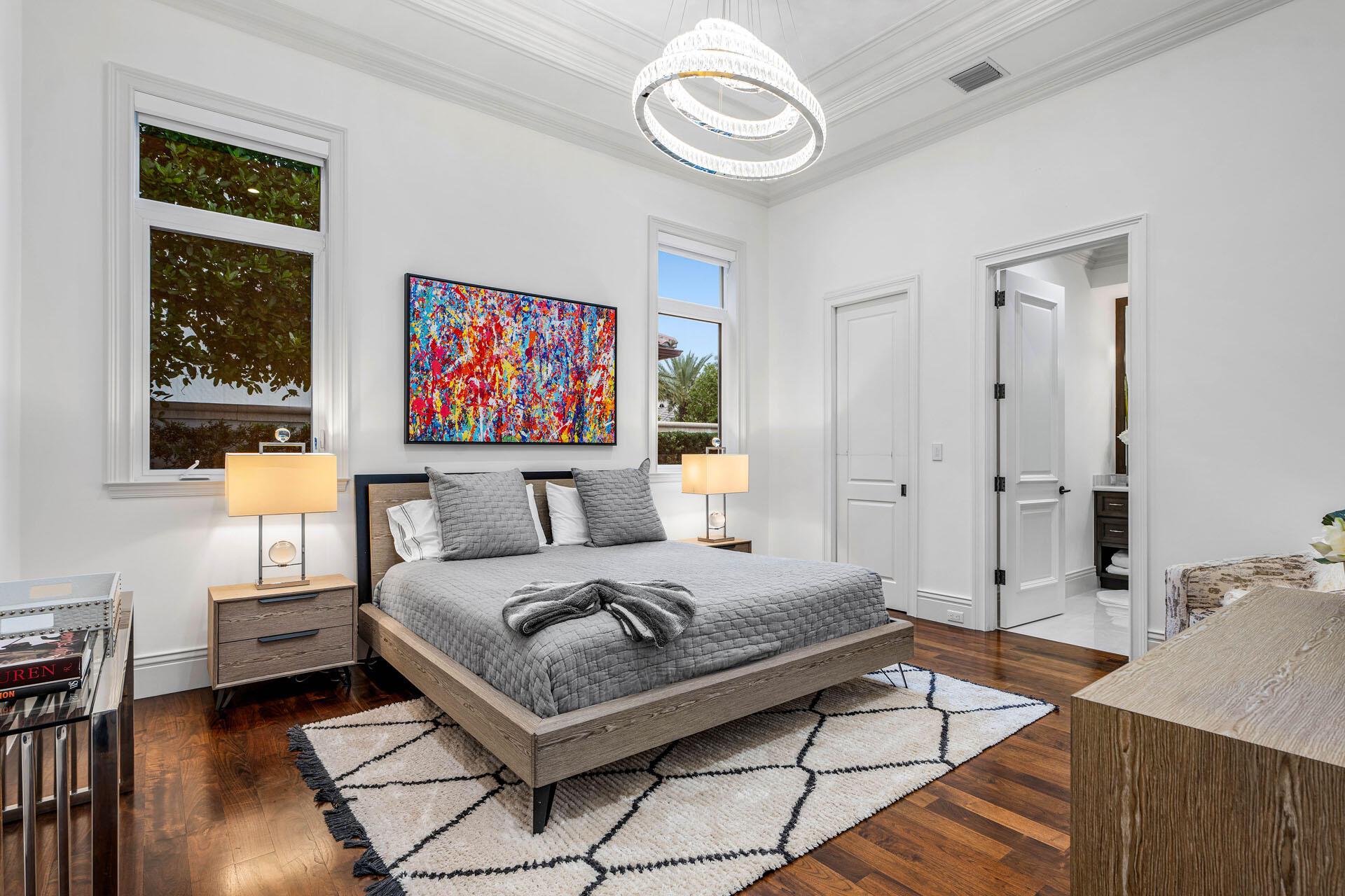ROYAL PALM YACHT & COUNTRY CLUB - Residential