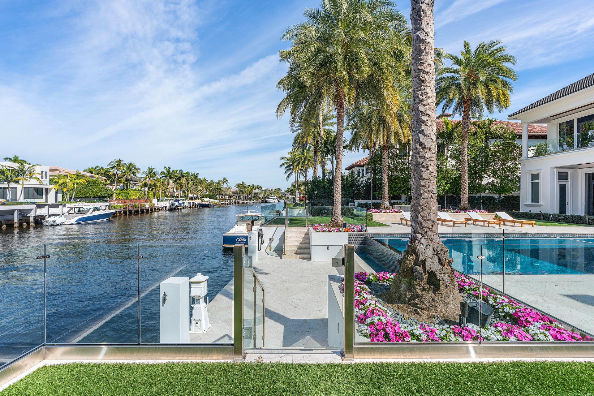 ROYAL PALM YACHT & COUNTRY CLUB - Residential