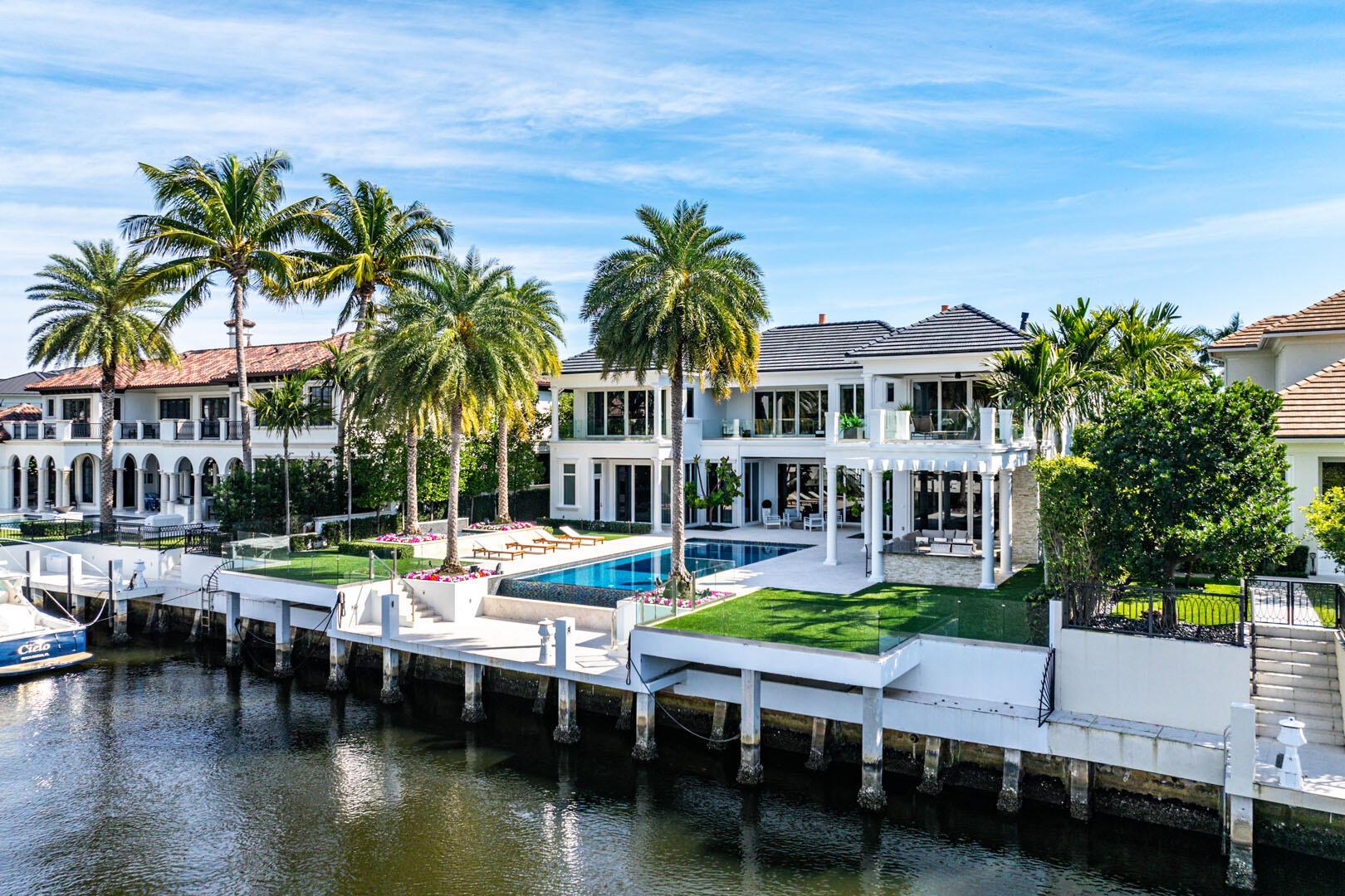 ROYAL PALM YACHT & COUNTRY CLUB - Residential