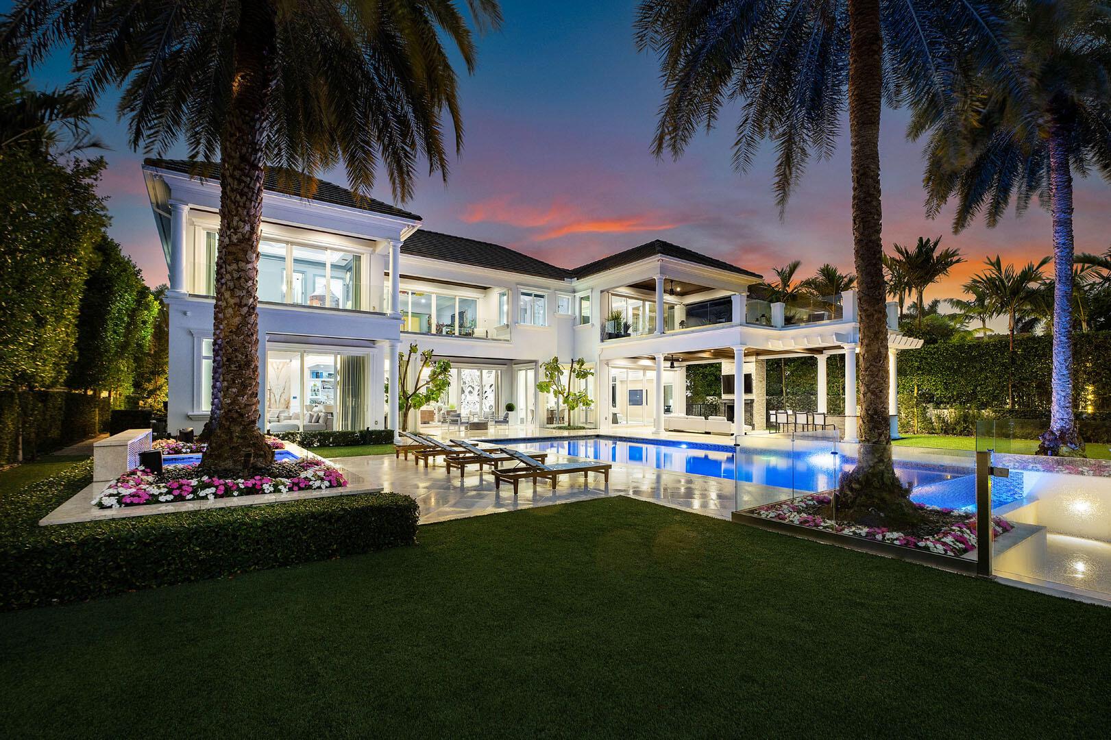 ROYAL PALM YACHT & COUNTRY CLUB - Residential