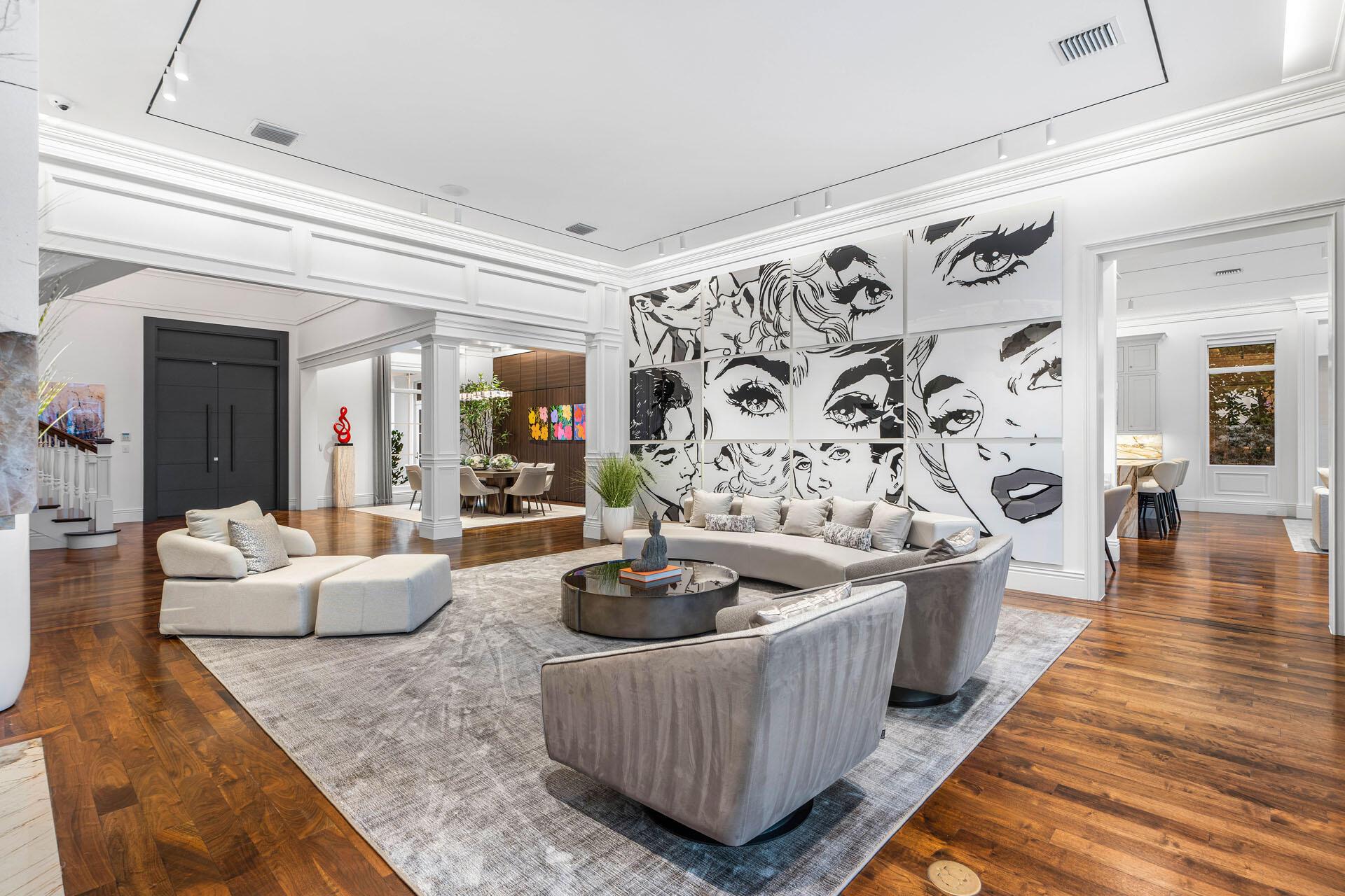 ROYAL PALM YACHT & COUNTRY CLUB - Residential