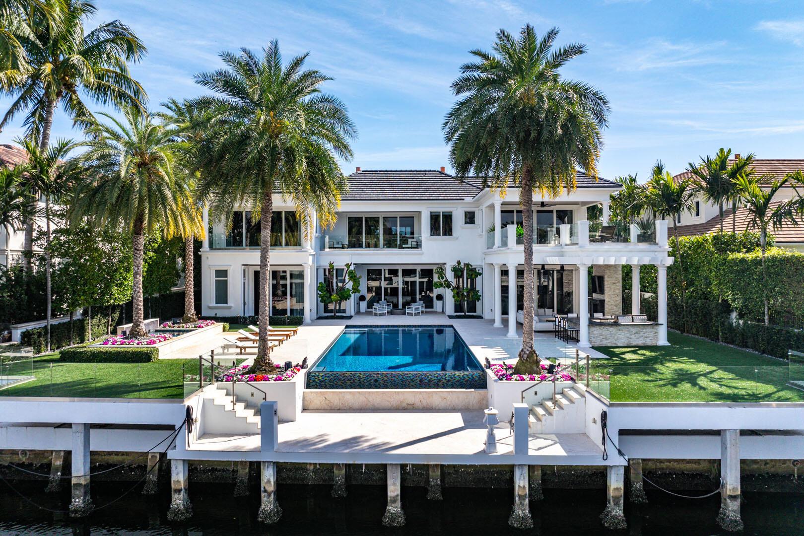 ROYAL PALM YACHT & COUNTRY CLUB - Residential