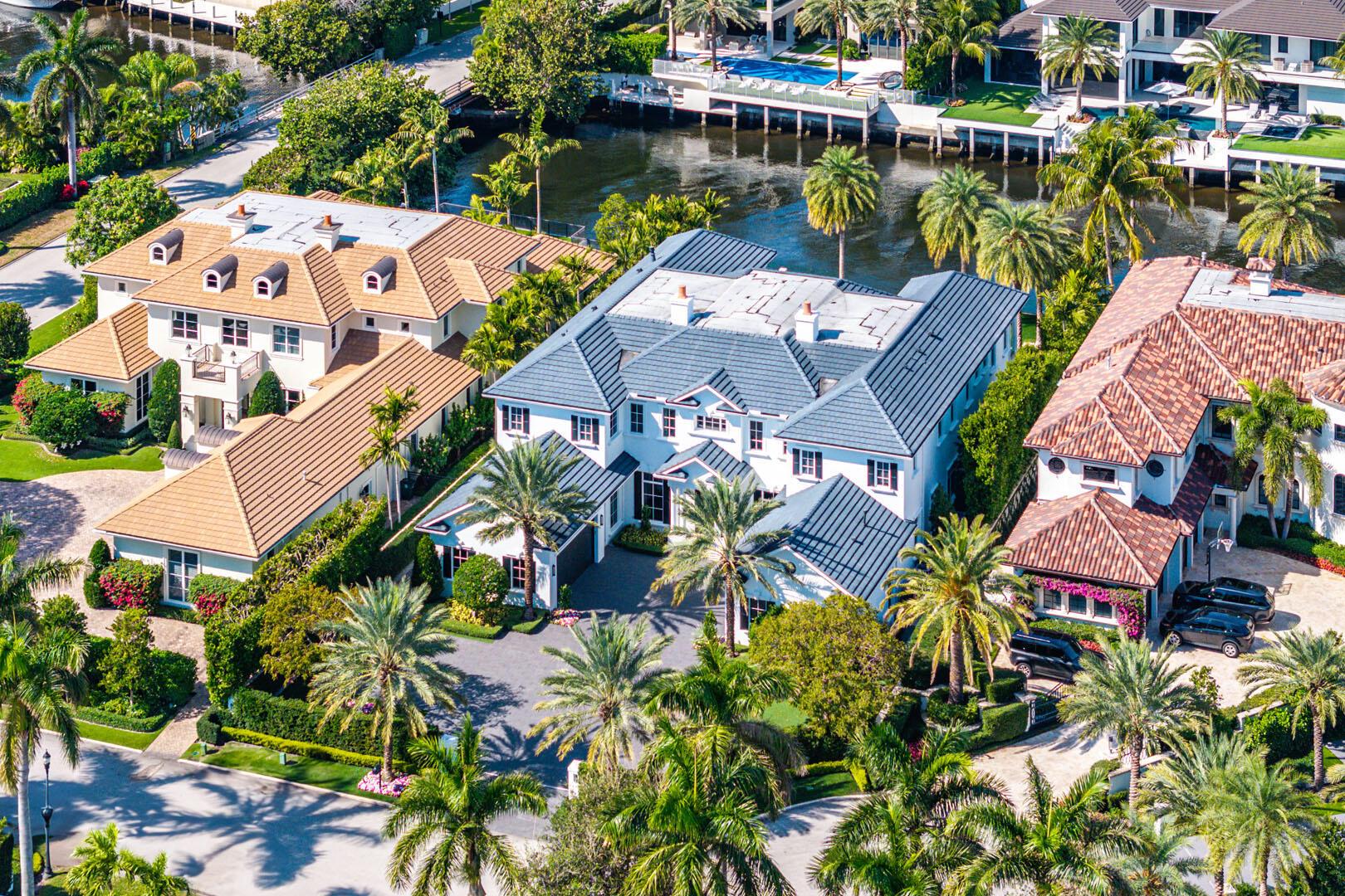 ROYAL PALM YACHT & COUNTRY CLUB - Residential