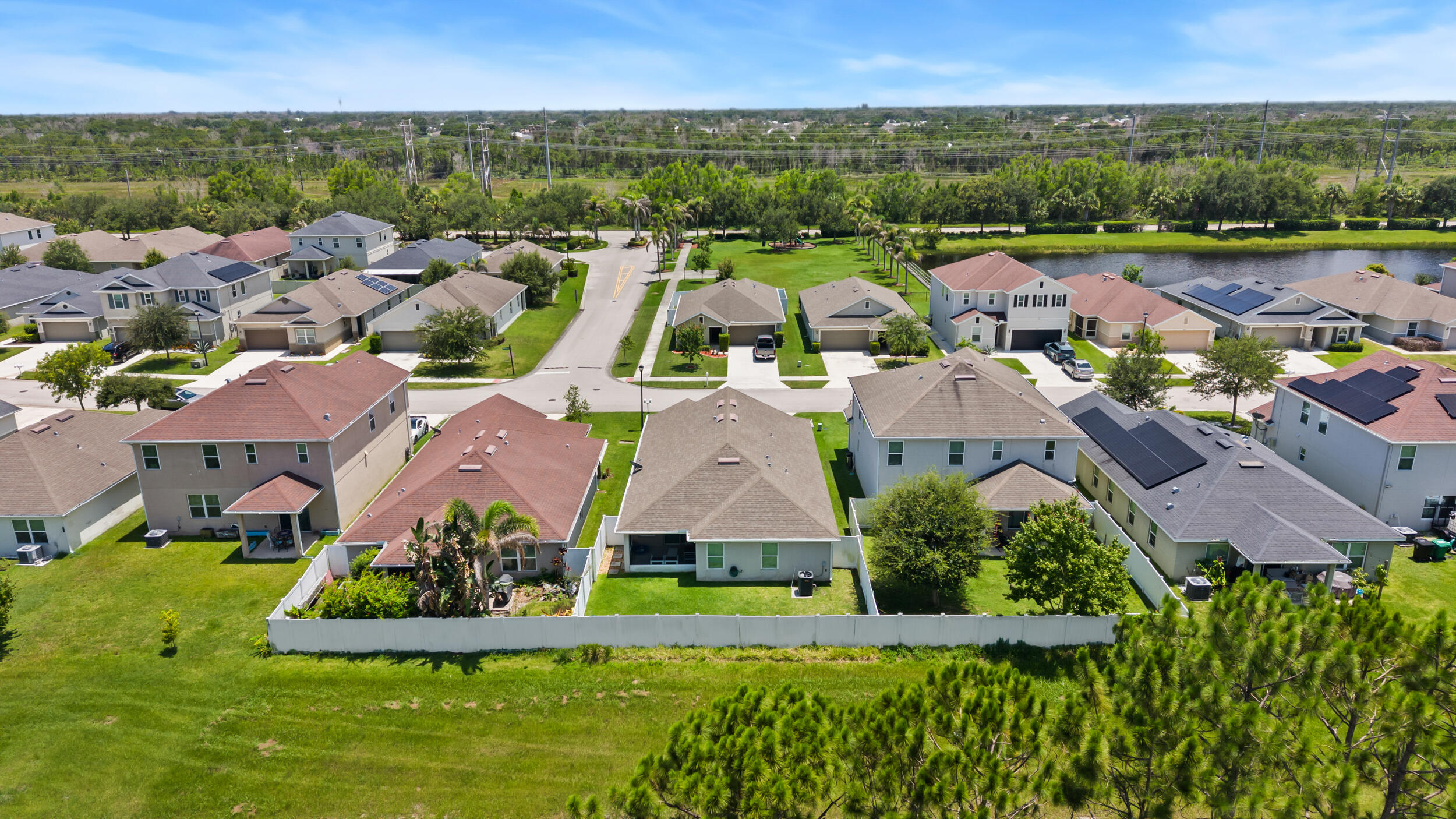 PINE TRACE THIRD REPLAT - Residential