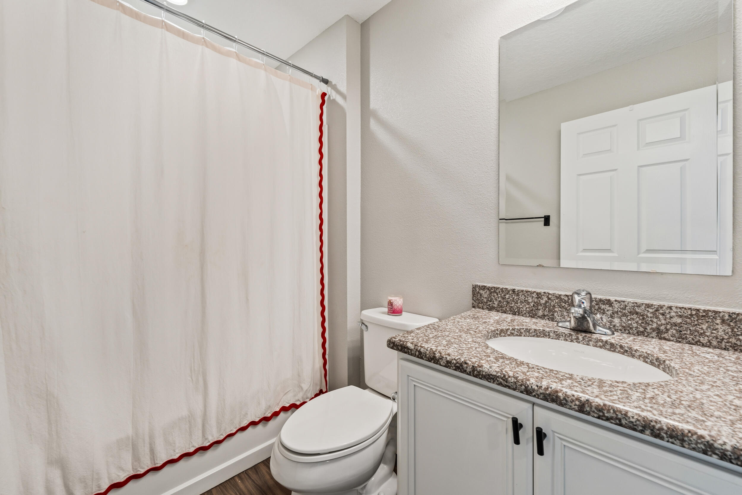 PINE TRACE THIRD REPLAT - Residential