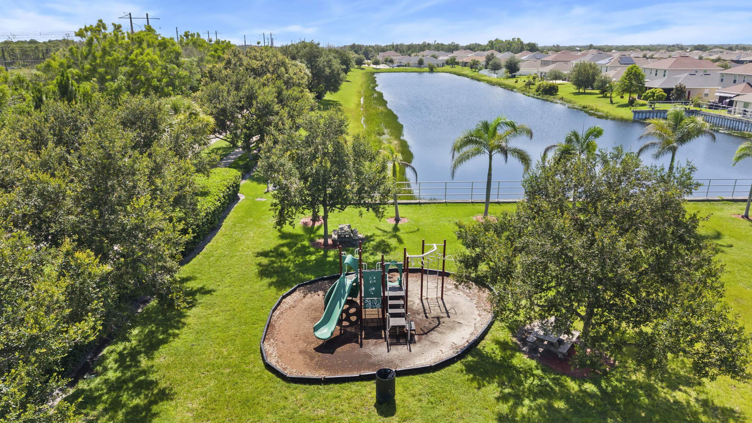 PINE TRACE THIRD REPLAT - Residential
