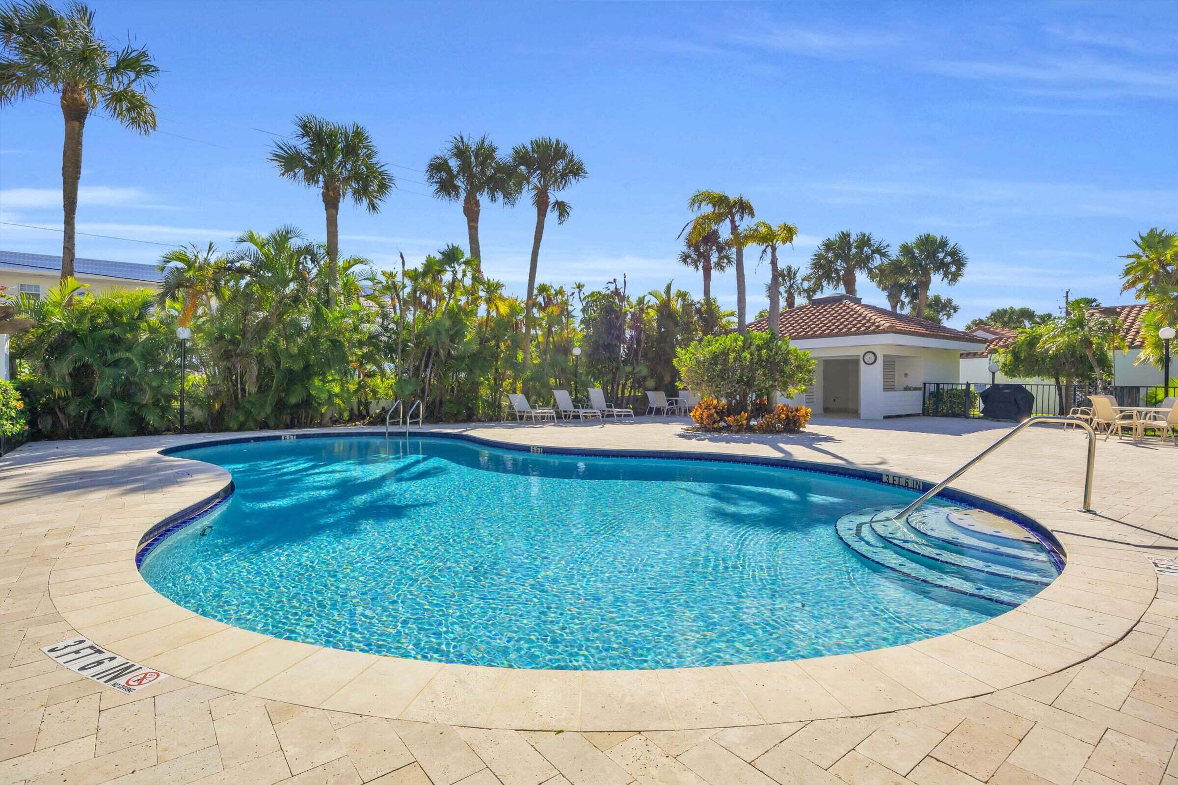 TEQUESTA COVE CONDO - Residential