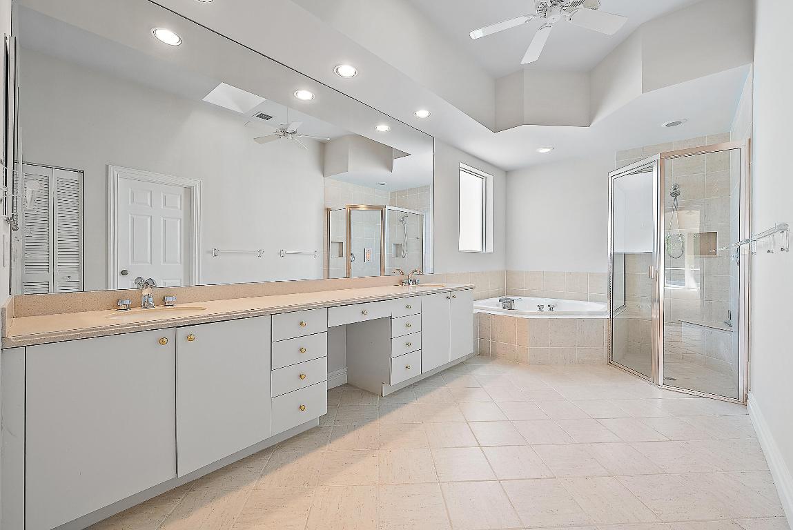 Admirals Cove - Residential