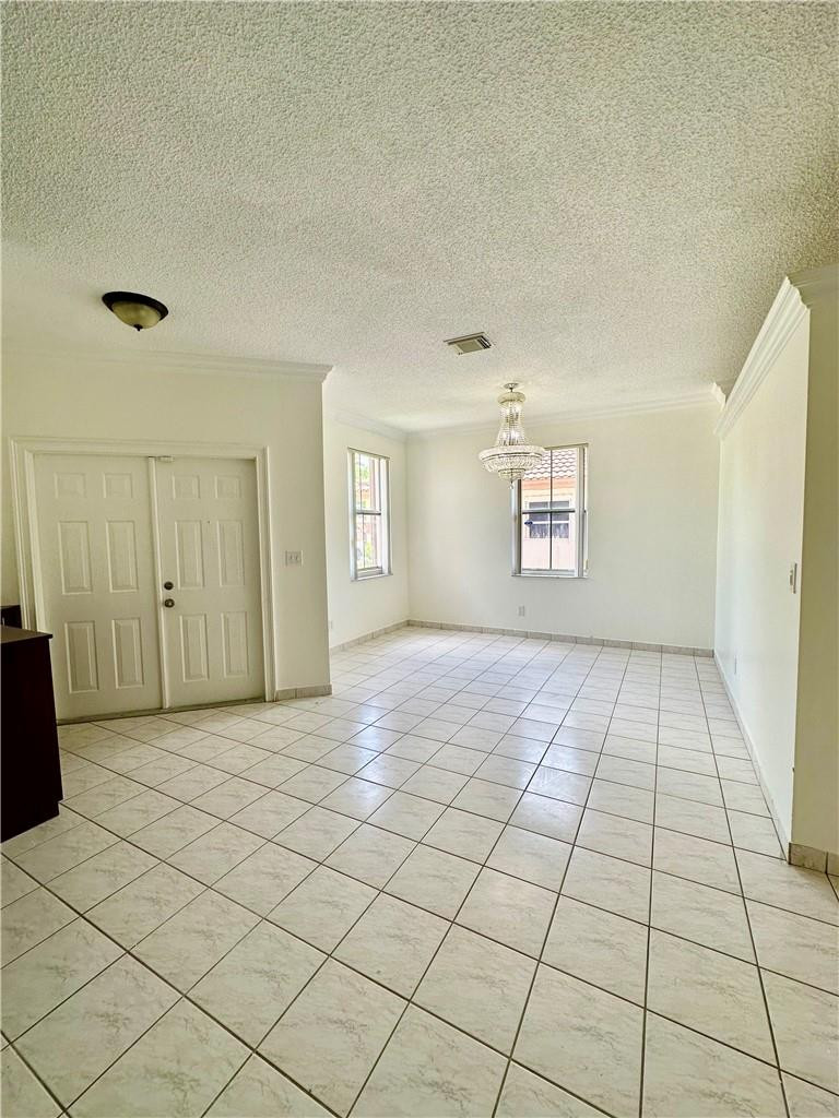 LAKES OF NEWPORT II - Residential Lease