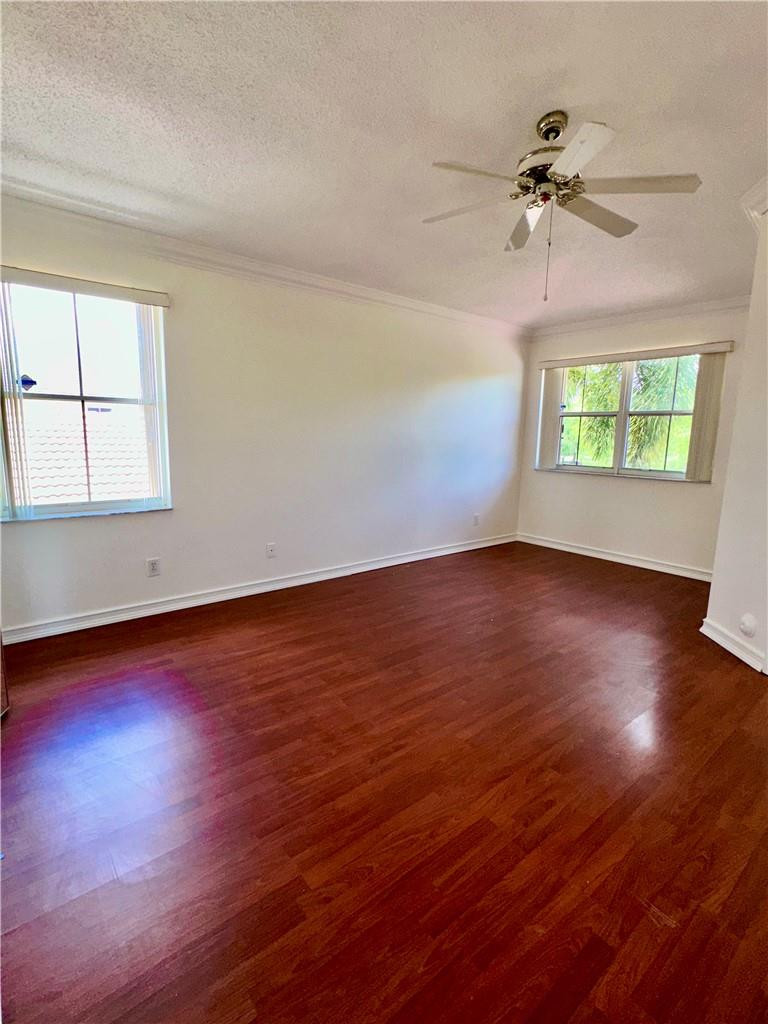 LAKES OF NEWPORT II - Residential Lease