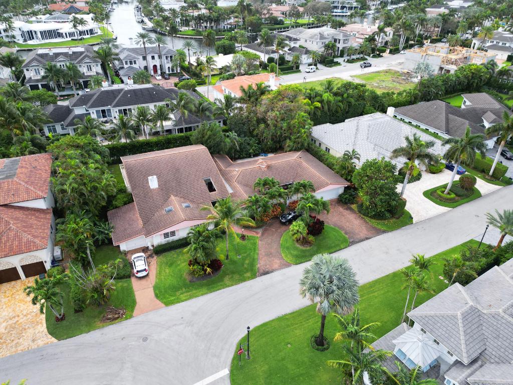 ROYAL PALM YACHT & COUNTRY CLUB - Residential