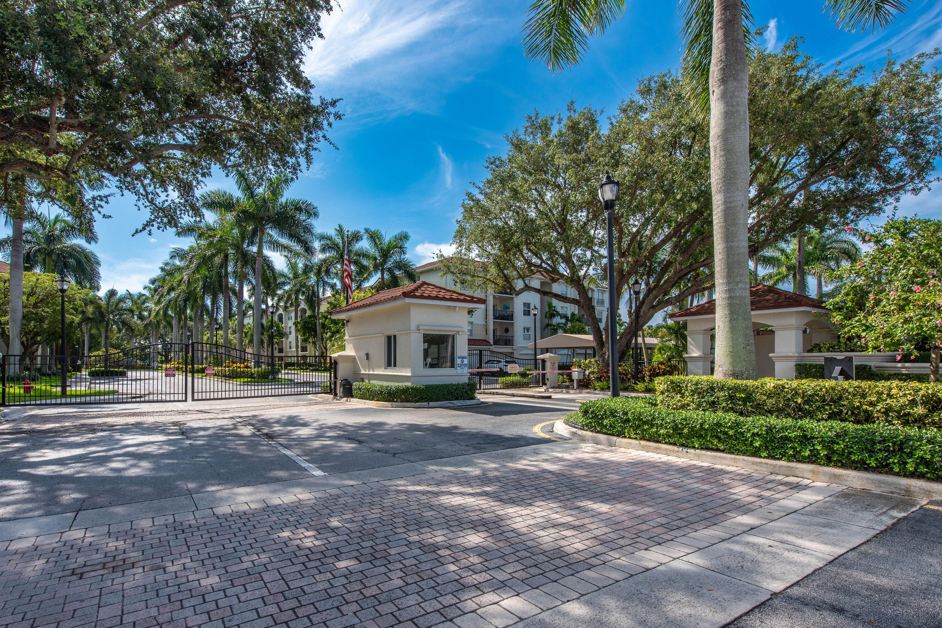 TUSCANY ON THE INTRACOASTAL CONDO - Residential