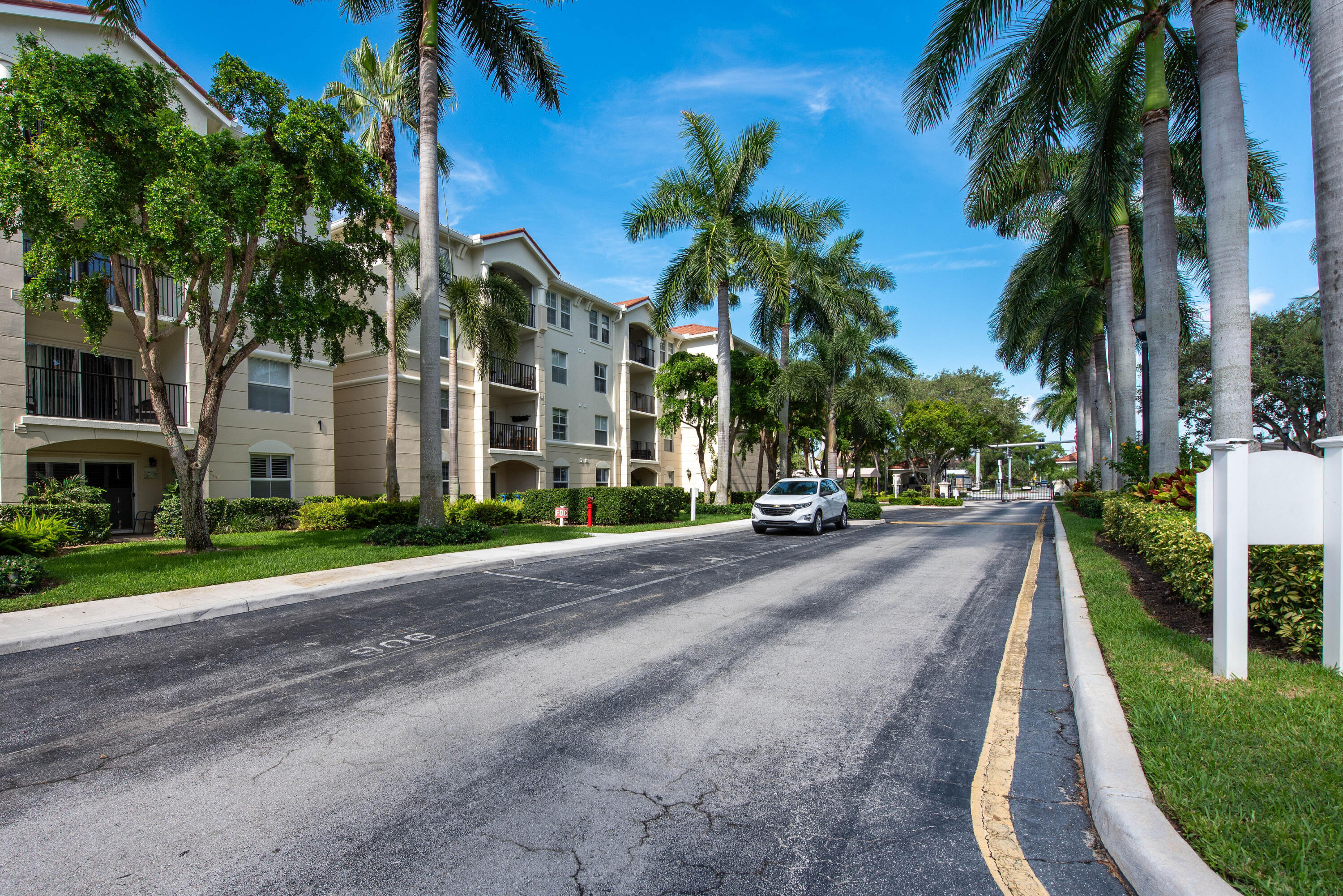 TUSCANY ON THE INTRACOASTAL CONDO - Residential