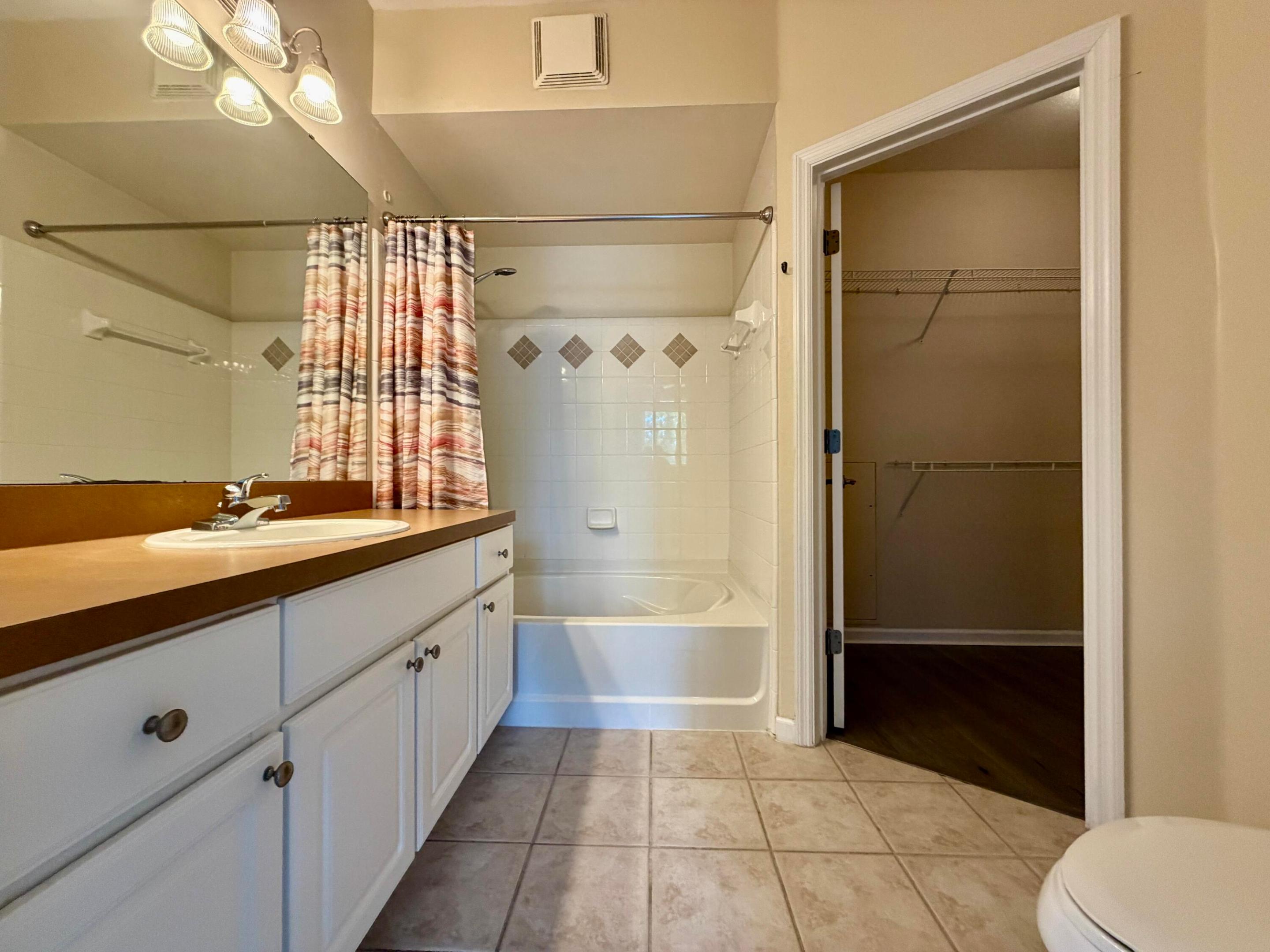TIERRA VERDE AT DELRAY BE - Residential Lease