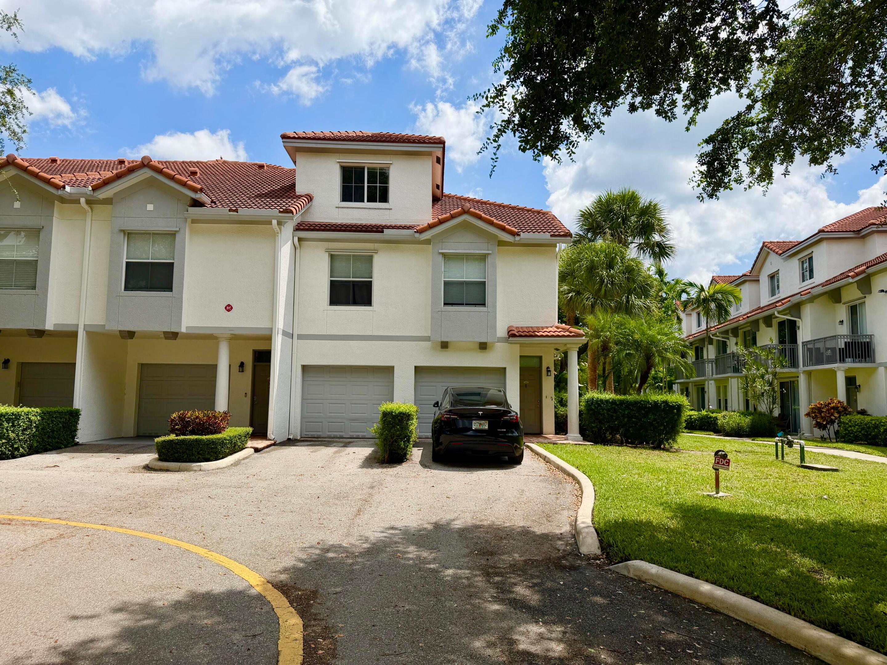 TIERRA VERDE AT DELRAY BE - Residential Lease