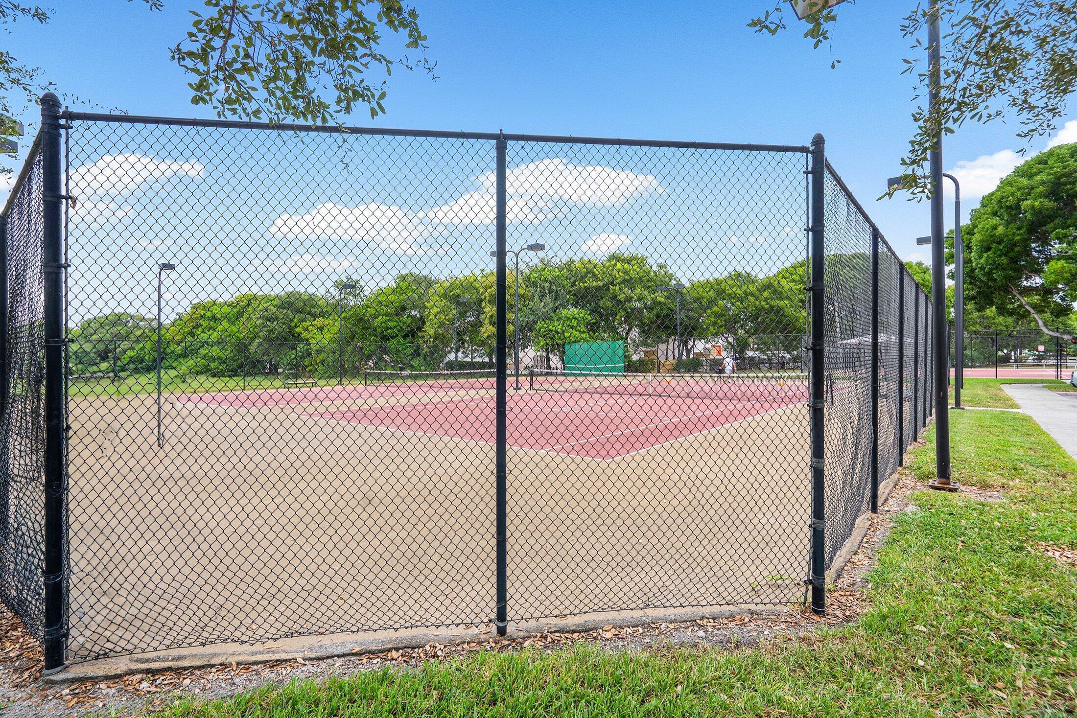TIERRA VERDE AT DELRAY BE - Residential Lease
