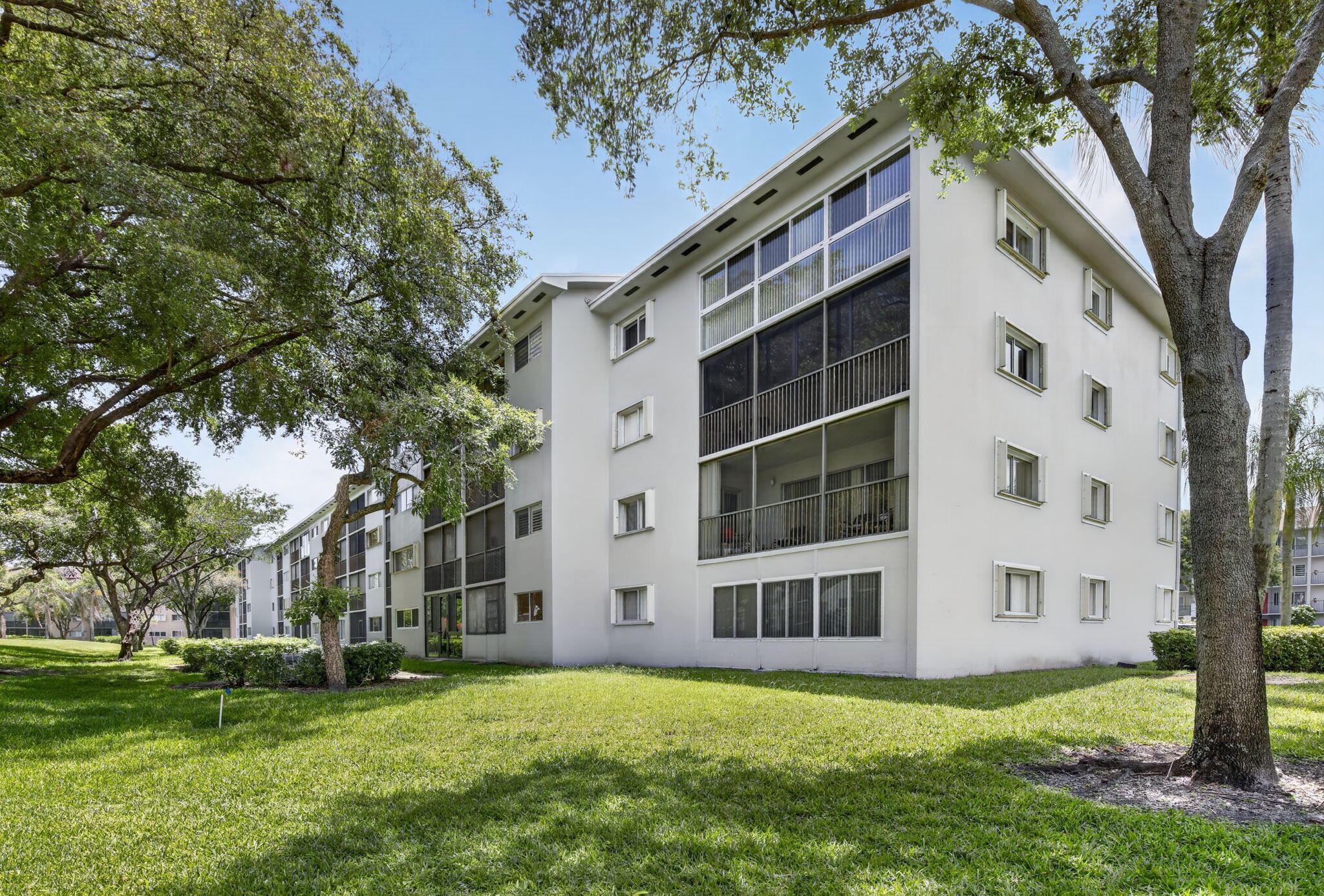 PLYMOUTH AT CENTURY VILLAGE - Residential