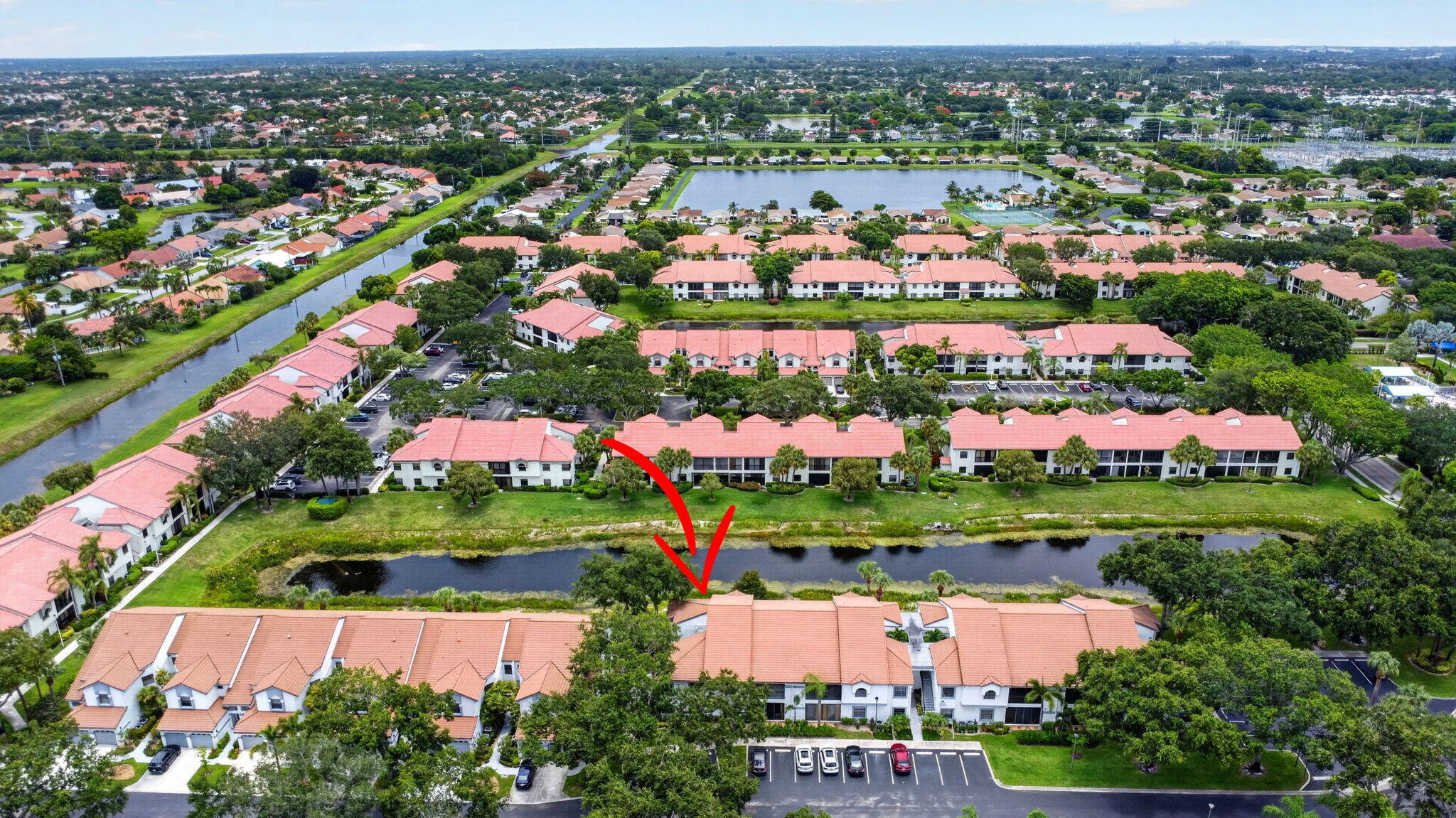ALEXANDRA VILLAGE CONDO PLATINA - Residential