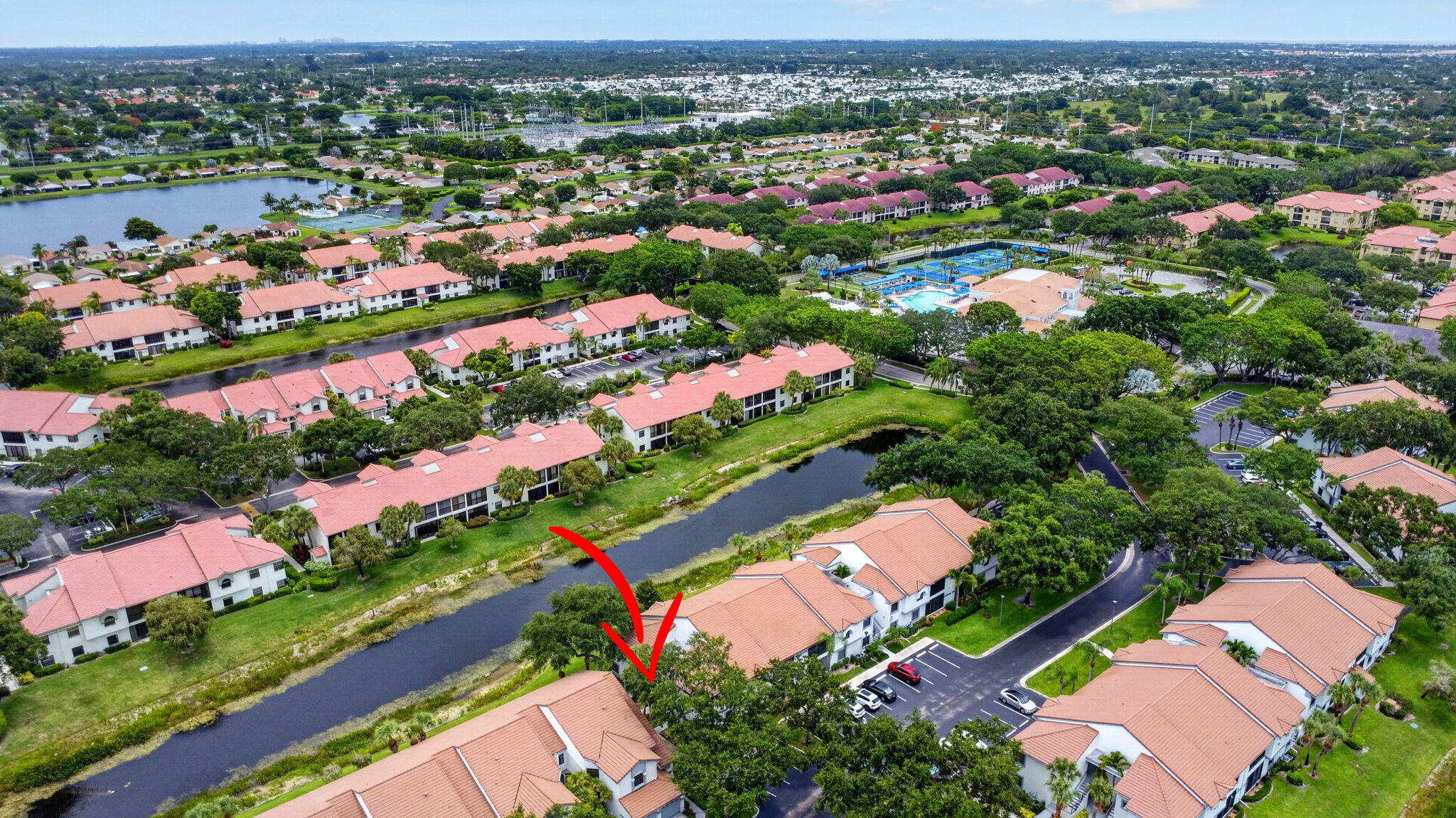 ALEXANDRA VILLAGE CONDO PLATINA - Residential