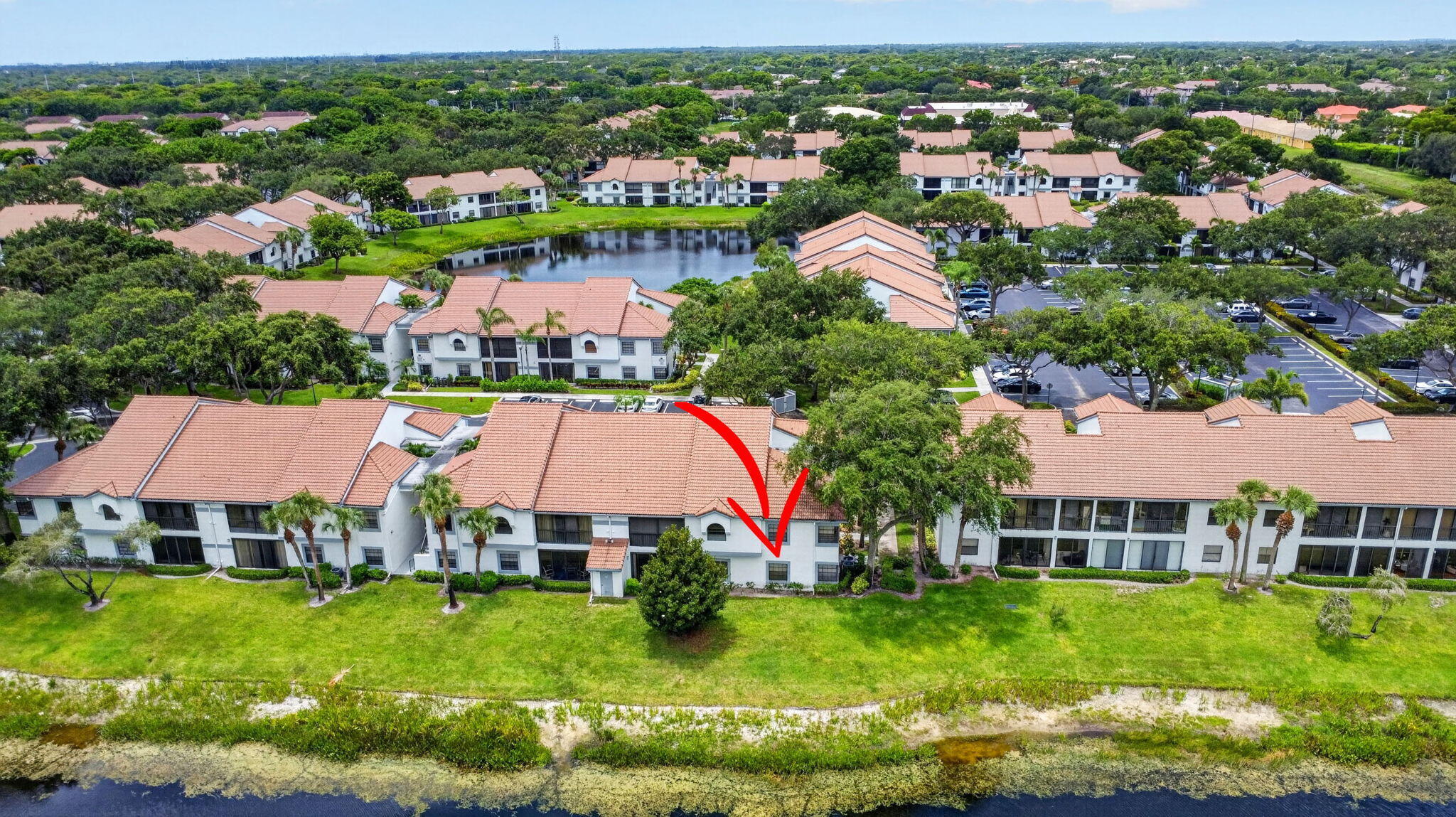 ALEXANDRA VILLAGE CONDO PLATINA - Residential