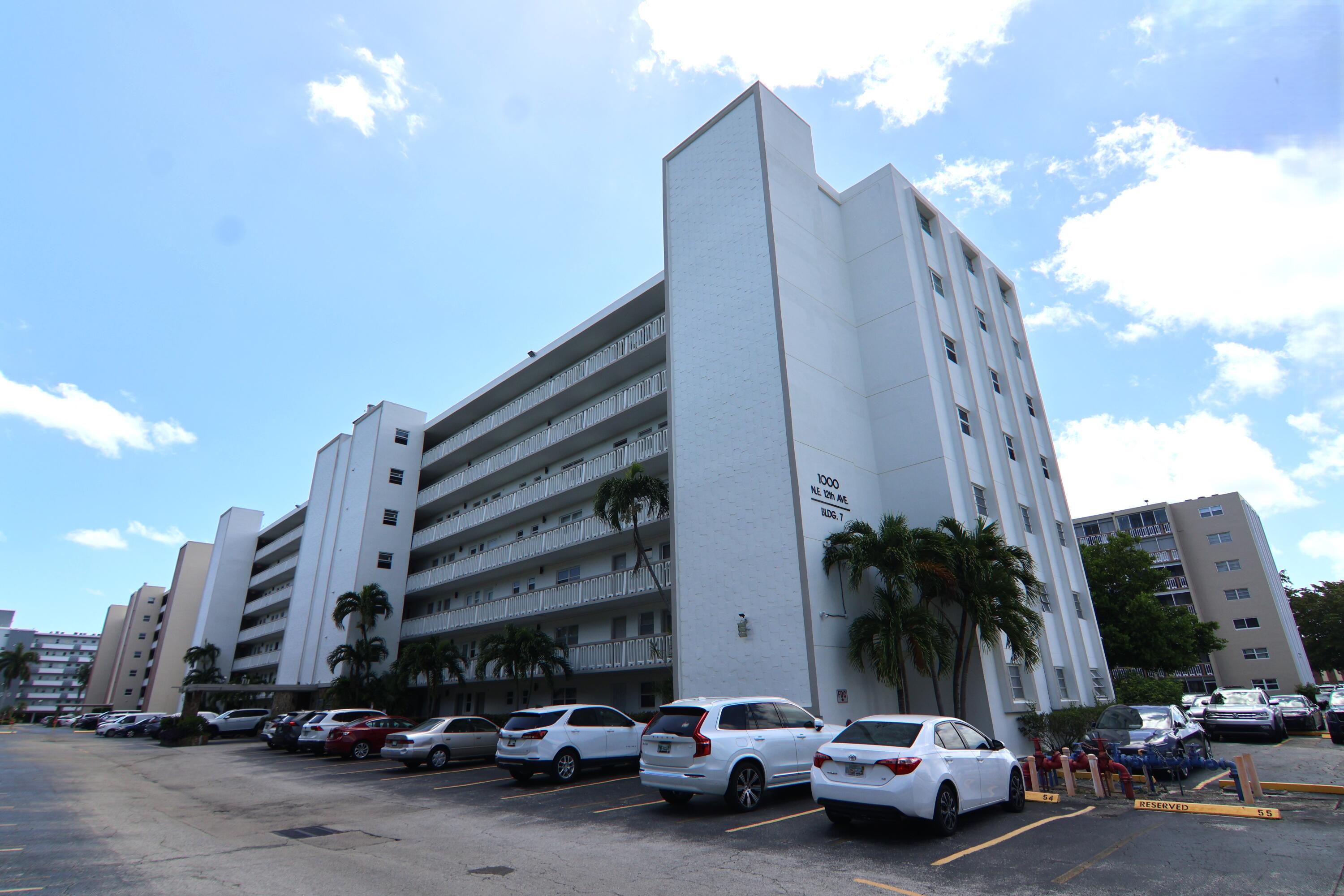 MEADOWBROOK CONDO APTS BLDG 7 - Residential