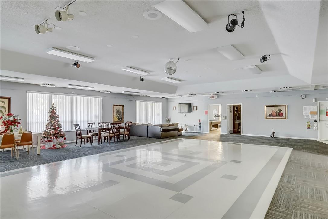 COURTYARDS OF BROWARD - Residential