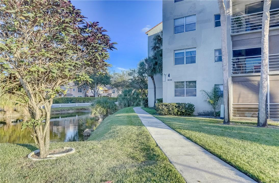 COURTYARDS OF BROWARD - Residential