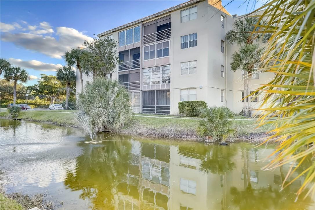 COURTYARDS OF BROWARD - Residential