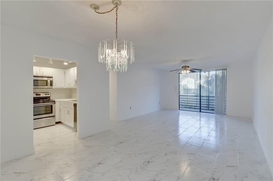 COURTYARDS OF BROWARD - Residential