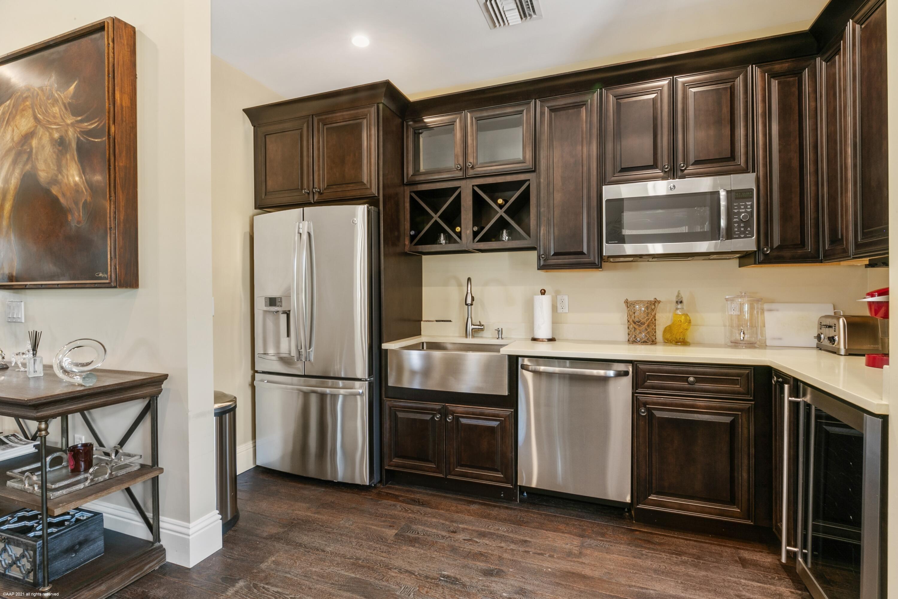 MIDA FARMS - Residential Lease