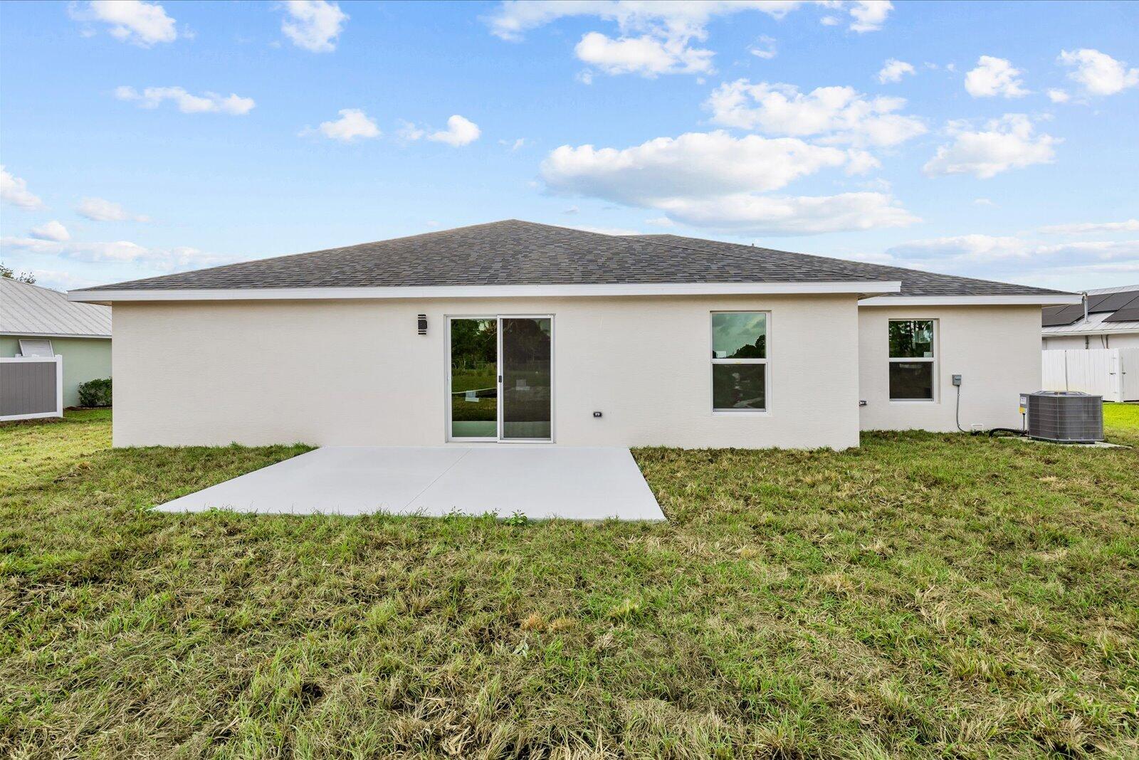 PORT ST LUCIE SECTION 33 - Residential