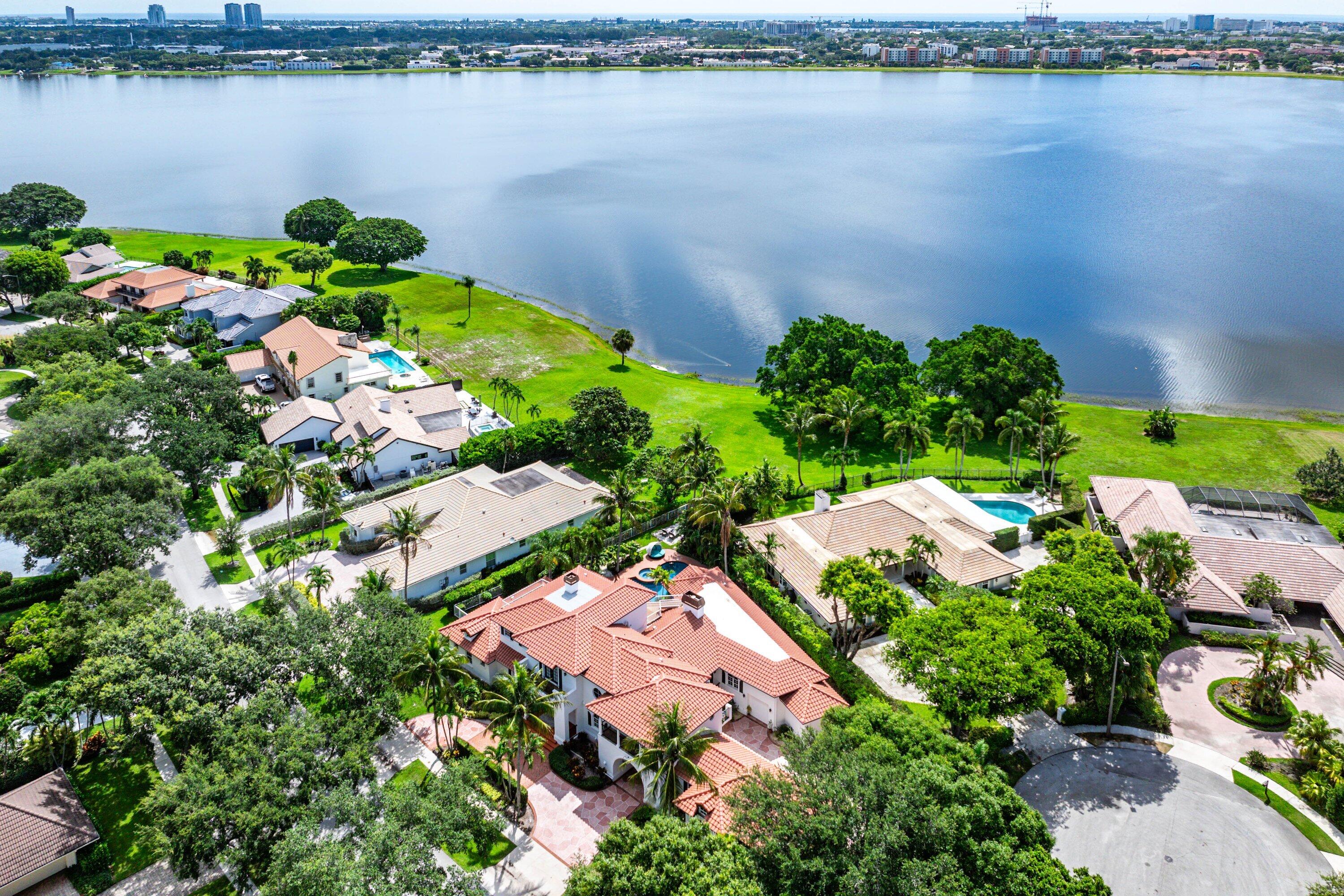 PRESIDENT COUNTRY CLUB 4 - Residential
