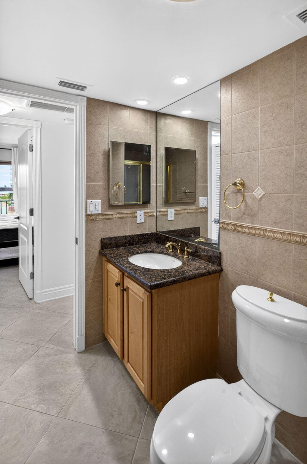 PARLIAMENT HOUSE CONDO - Residential