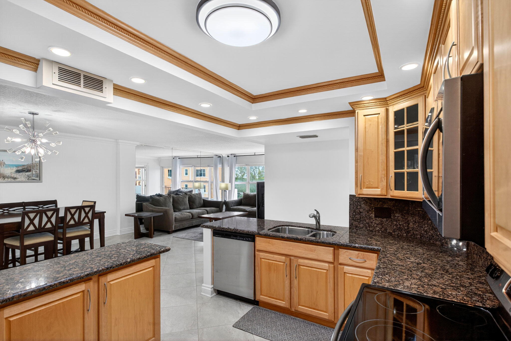 PARLIAMENT HOUSE CONDO - Residential