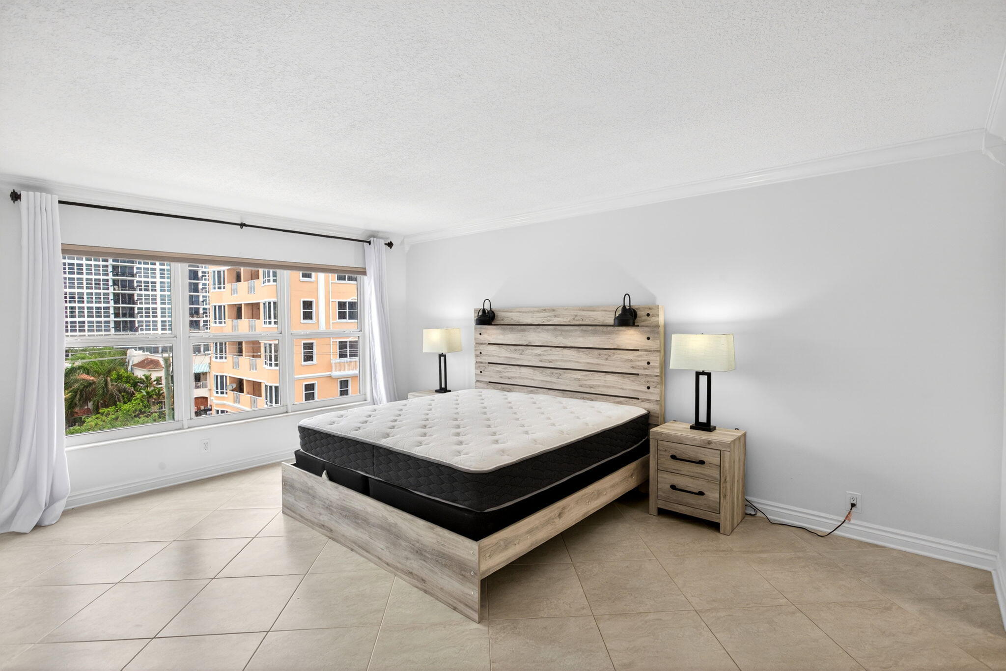 PARLIAMENT HOUSE CONDO - Residential