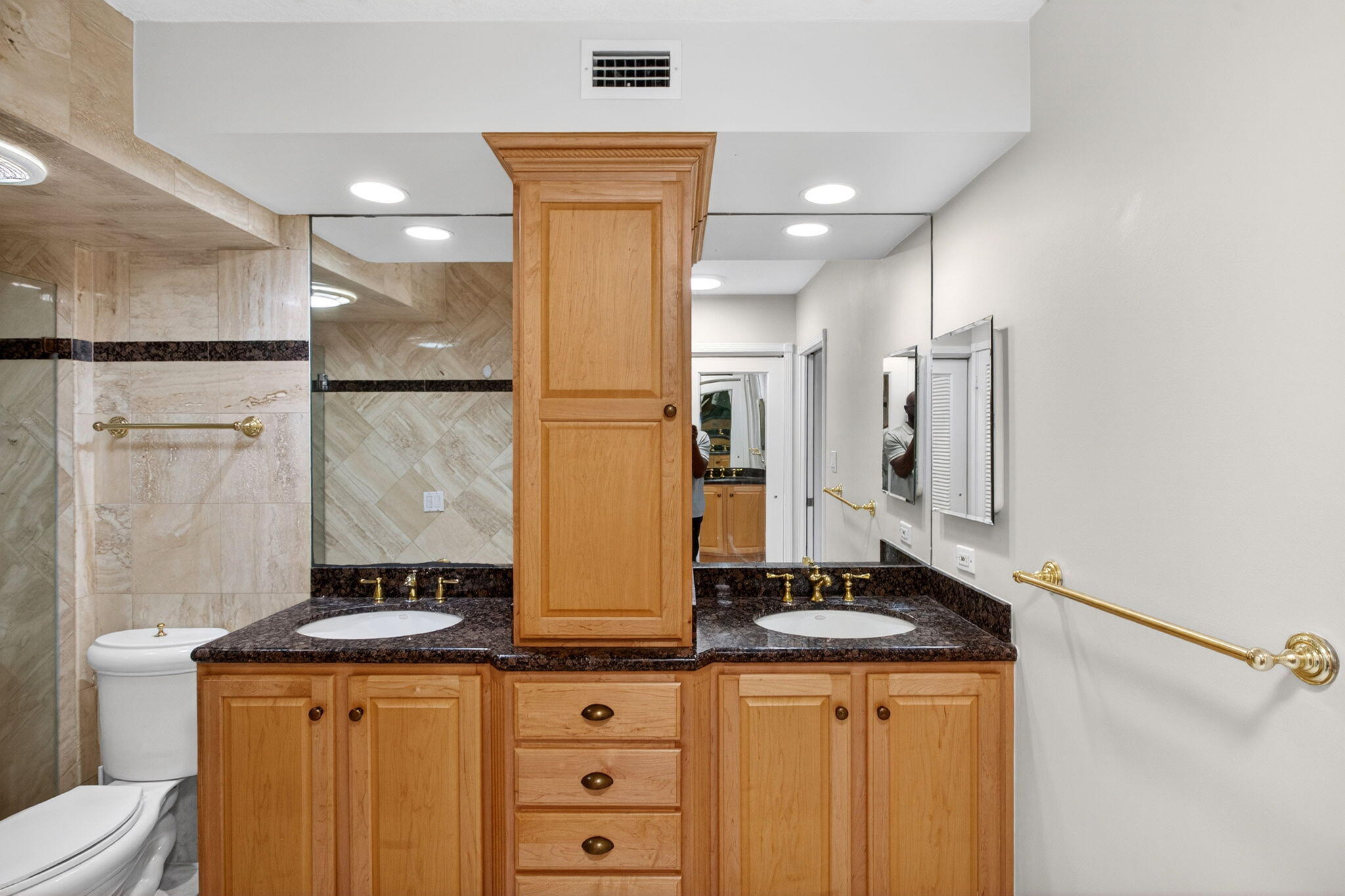 PARLIAMENT HOUSE CONDO - Residential