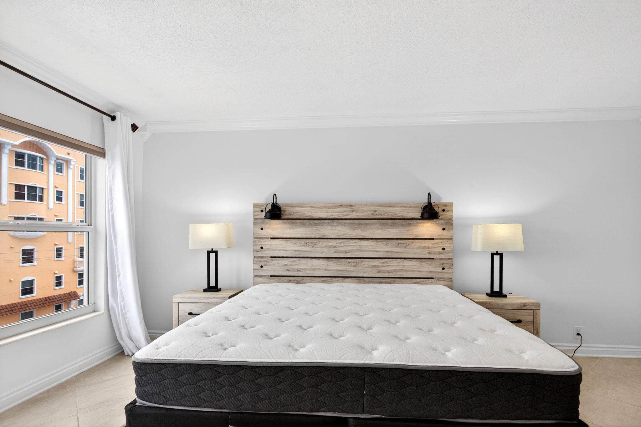 PARLIAMENT HOUSE CONDO - Residential