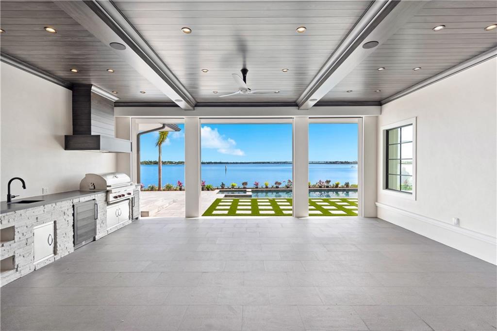 Floridian Golf Club - Residential