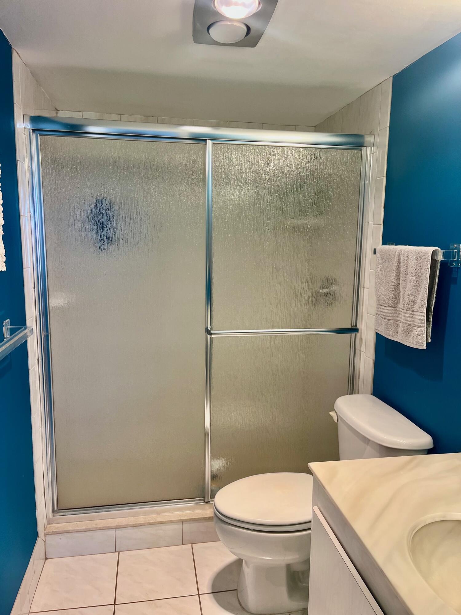 FOUNTAINS OF PALM BEACH CONDO 7 - Residential