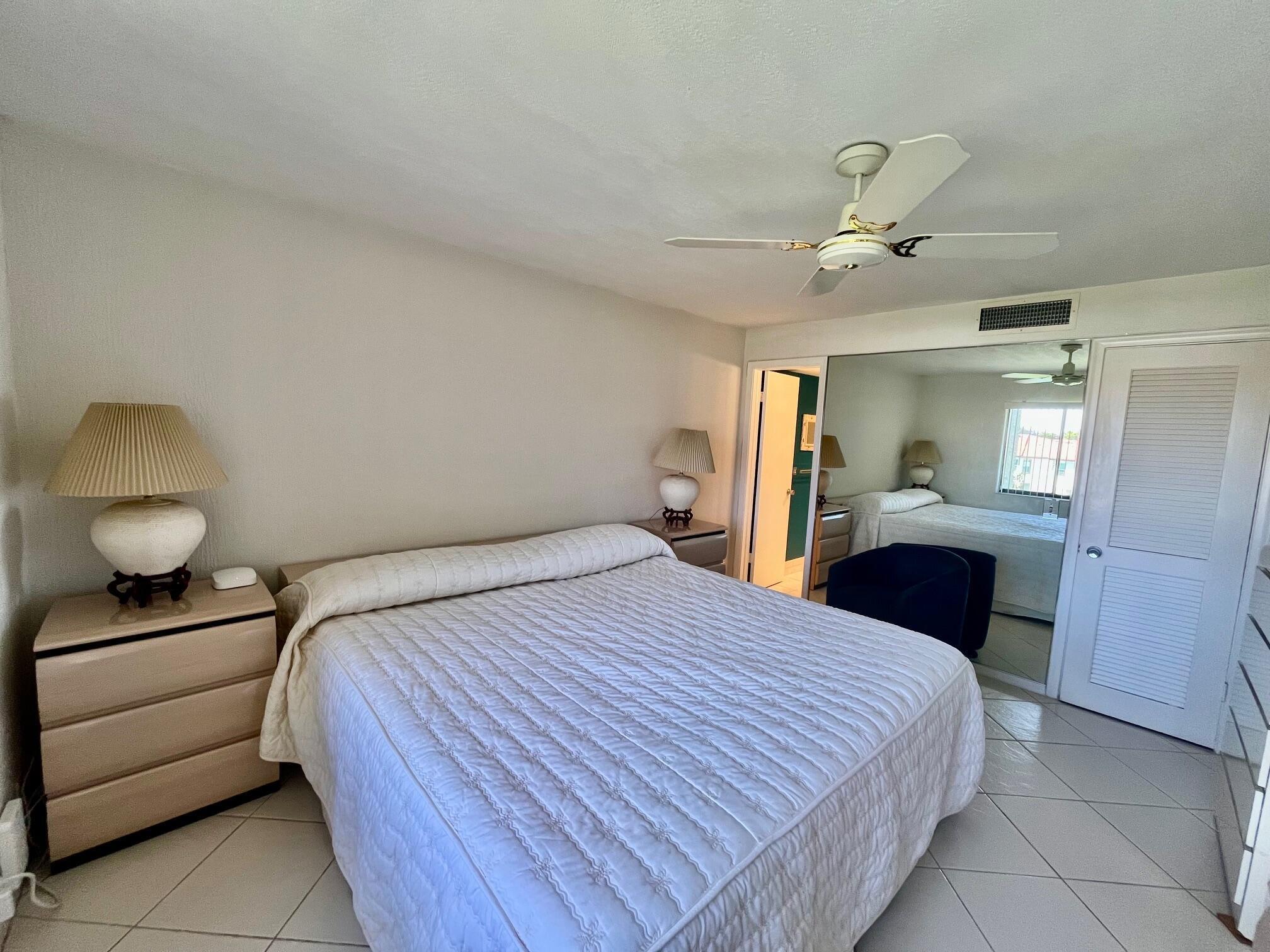 FOUNTAINS OF PALM BEACH CONDO 7 - Residential