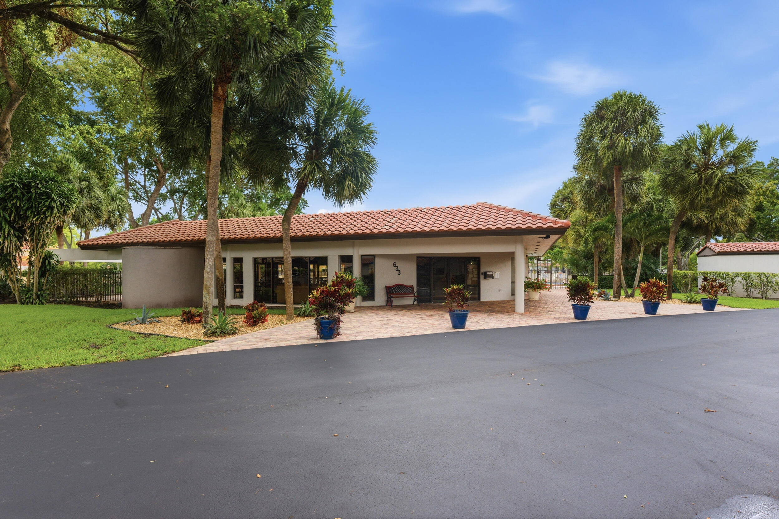 LAKES OF DEER CREEK CONDO - Residential