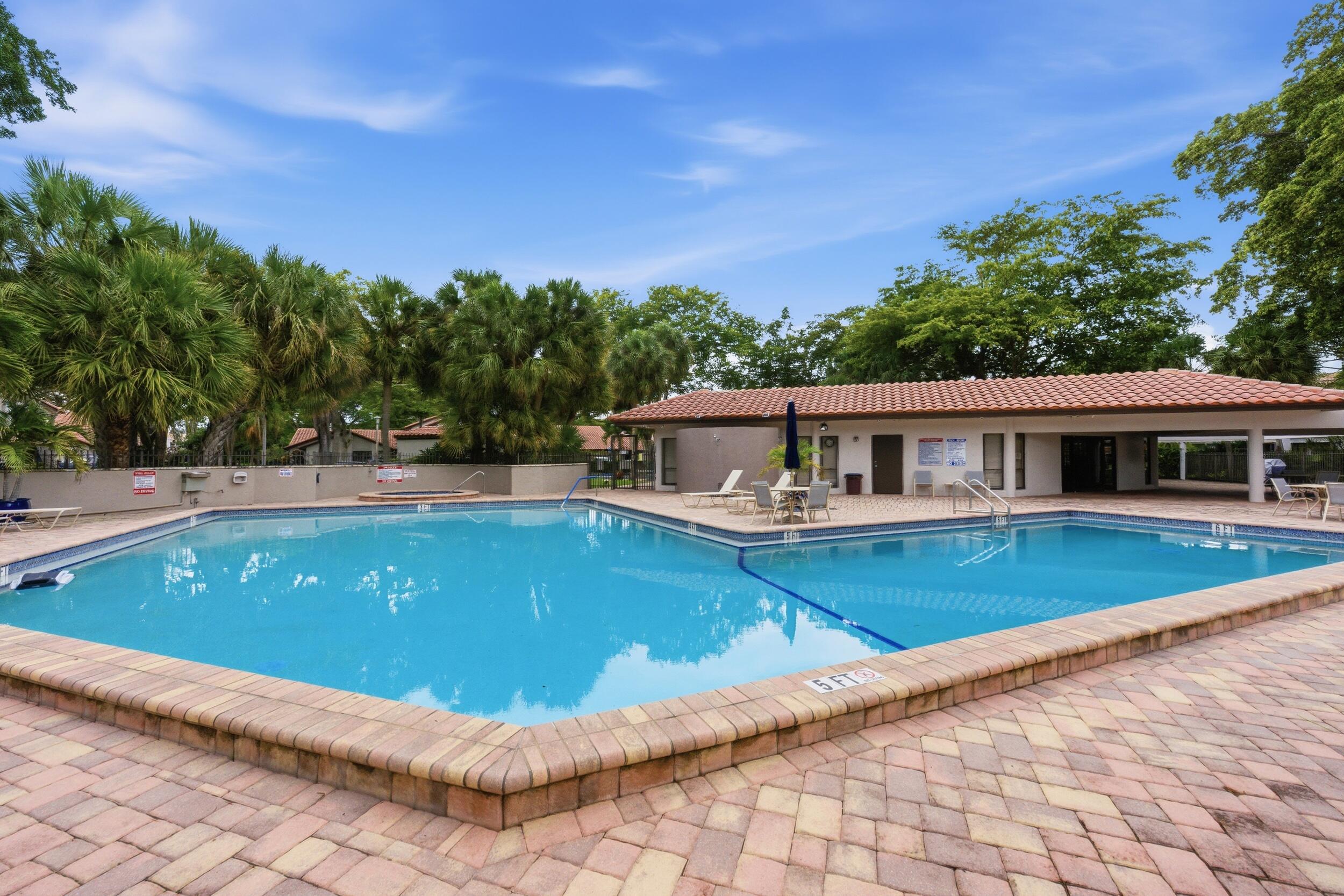 LAKES OF DEER CREEK CONDO - Residential