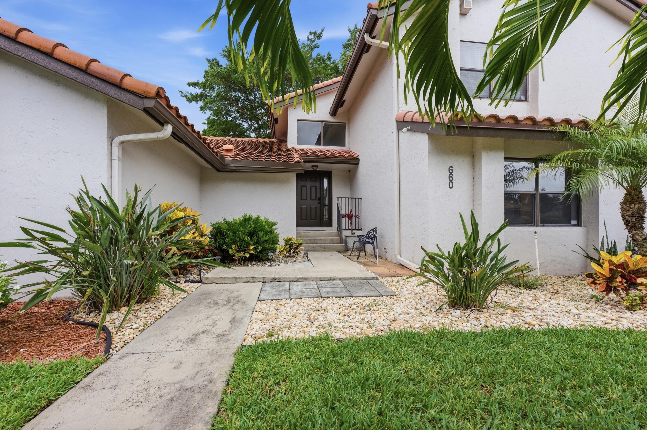 LAKES OF DEER CREEK CONDO - Residential