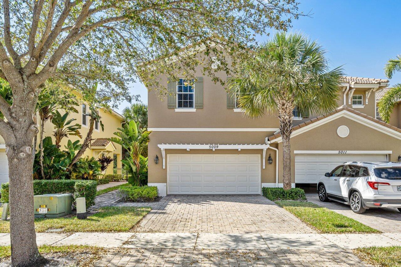 PALOMA - Residential Lease